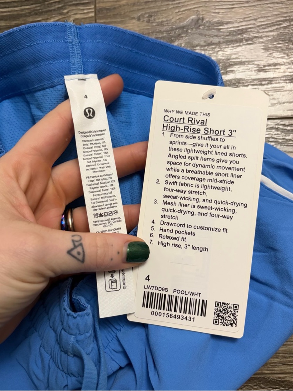 NWT Lululemon Court Rival High-Rise Short 3" (Pool Party/White) Size 4 - Picture 2 of 10